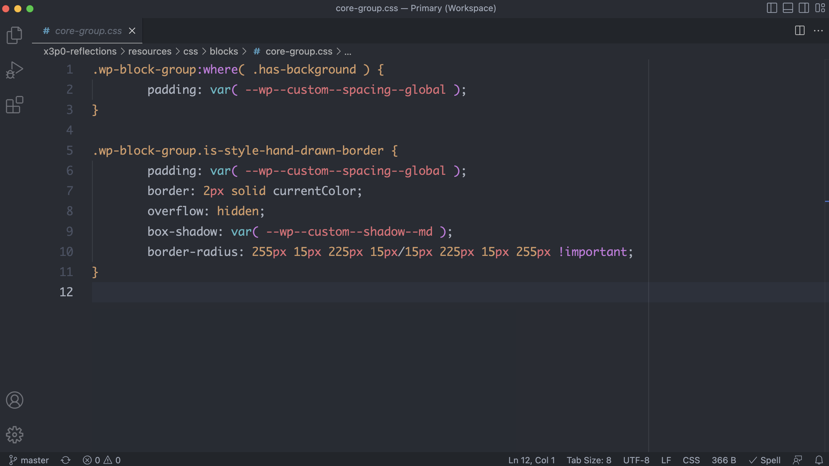 代码编辑器显示一个 core-group.css 文件，其中包含 Group 块的自定义 CSS。